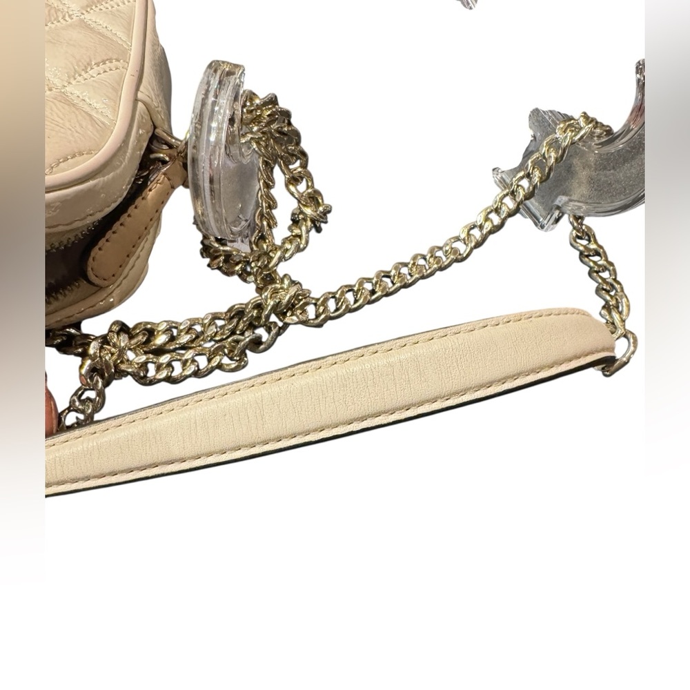 Kate Spade patent leather crossbody - Picture 5 of 7